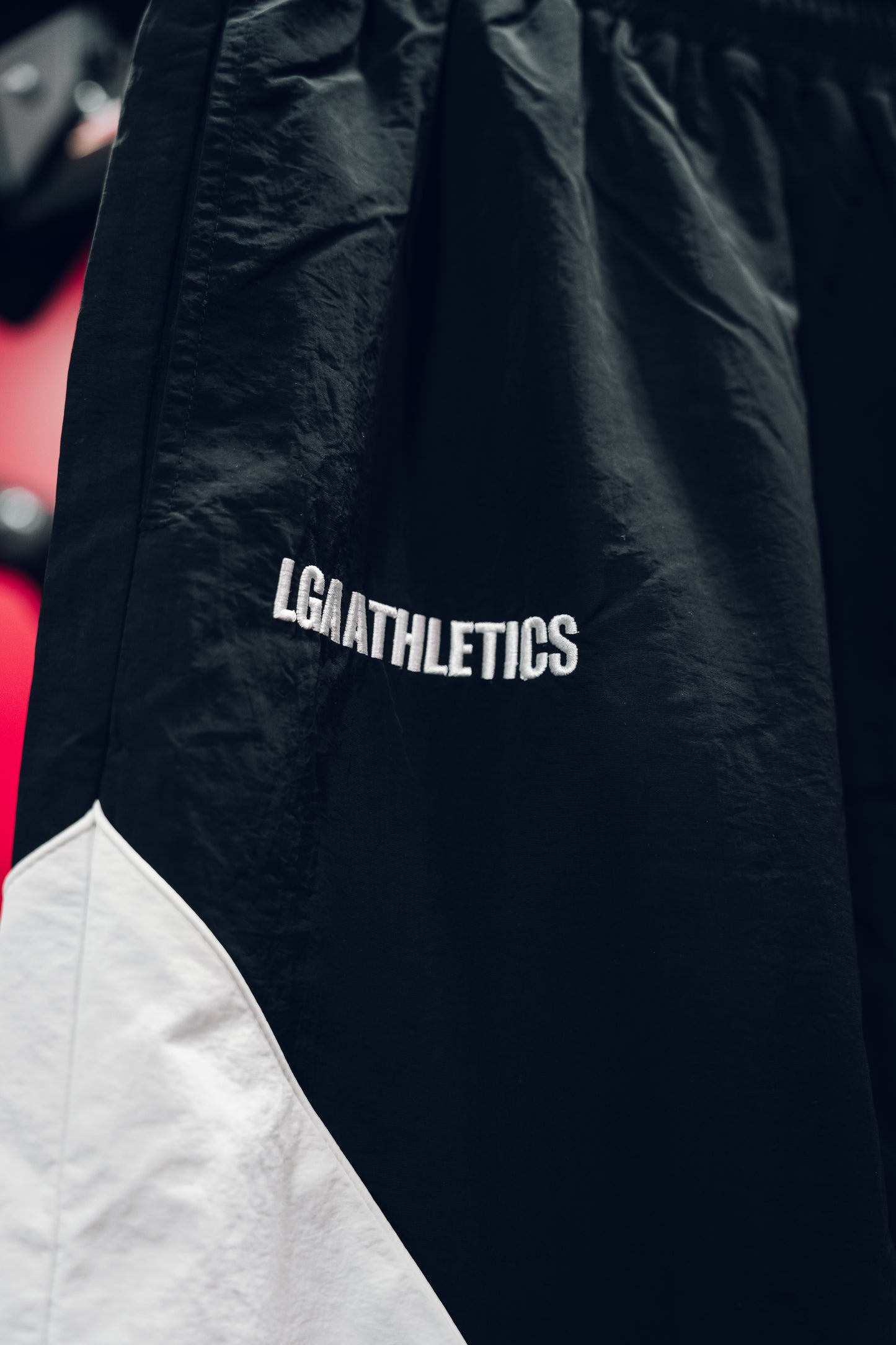BLACK POWER MOVES BAGGY TRACKPANTS