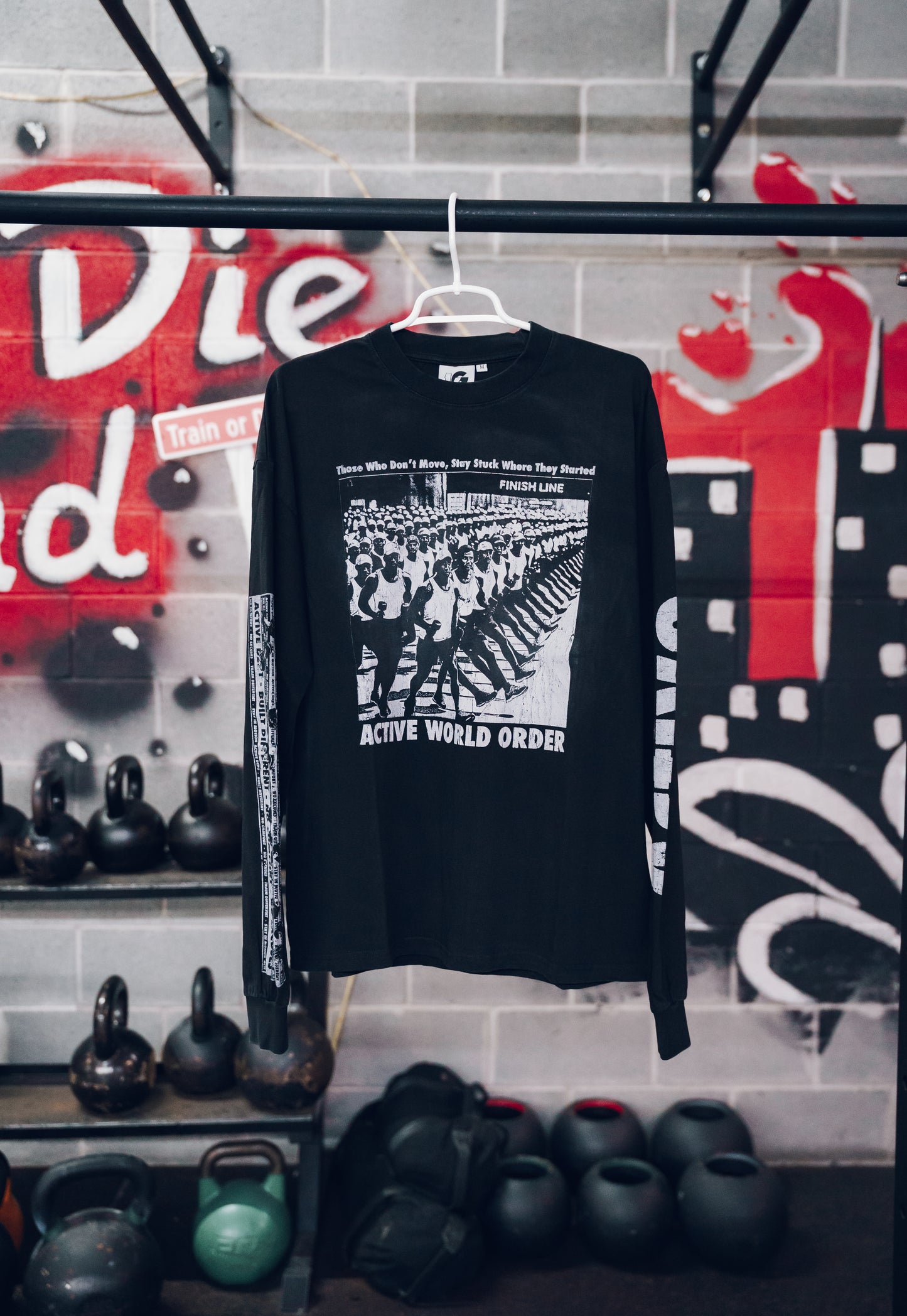 ACTIVE WORLD ORDER LONG SLEEVE